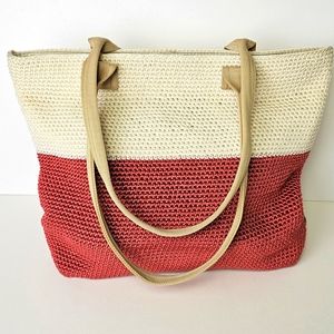 The Sak Shoulder Bag Peach and Cream Crotched Woven Zip Top Beachy Boho